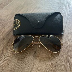 Women’s Ray-Ban Gold Aviator Sunglasses with Case